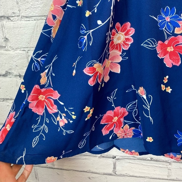 Woman Within Blue and Pink Floral Handkerchief Hem Tank Top size 18/20 - Picture 5 of 6